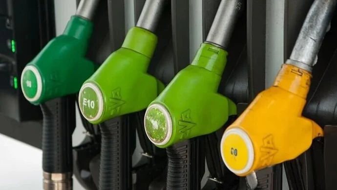 Analitycy rynku paliw: ceny na stacjach ciągle spadają
