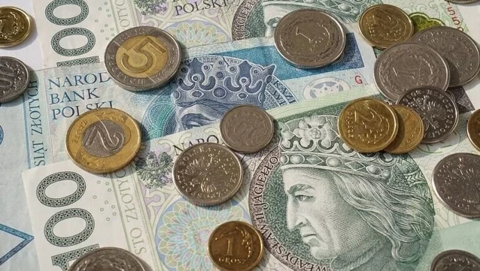 Pierwsze „trzynastki” trafią 1 kwietnia na konta emerytów i rencistów