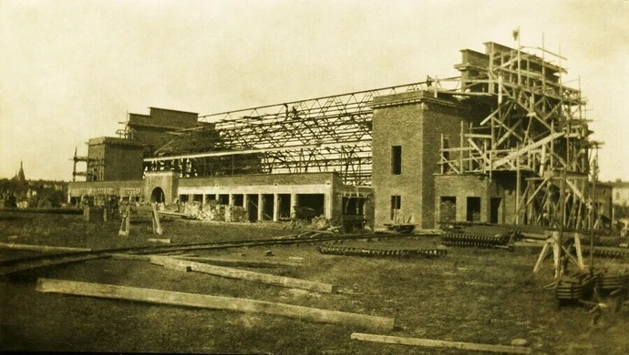 Hala Targowa &#8211; archiwalne zdjęcia z budowy