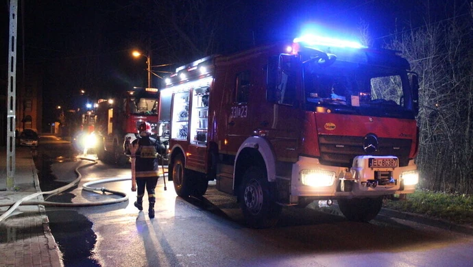 Pożar przy ul. Włókienniczej w Piotrkowie