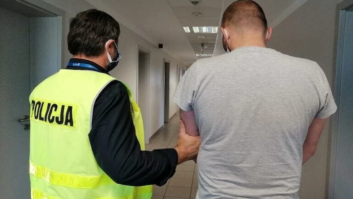 Zmieniał kody kreskowe, aby zaniżyć ceny