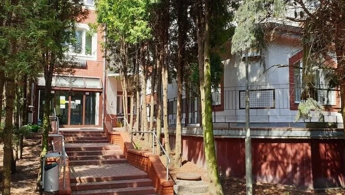 Dwa nowe przypadki zakażenia koronawirusem w piotrkowskim DPS