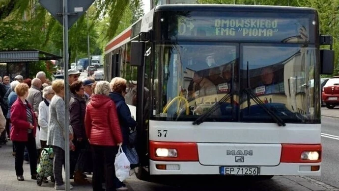 Drobne zmiany w kursowaniu piotrkowskich emzetek