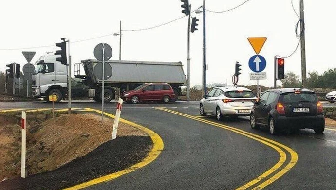 Jeszcze w maju zlikwidują przejazd na Twardosławickiej