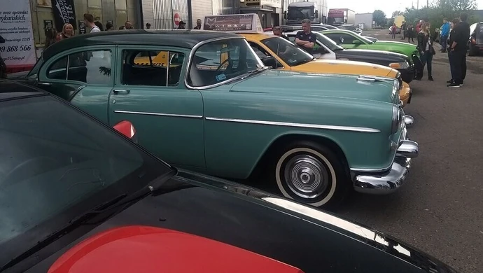 Zlot amerykańskich samochodów w Piotrkowie