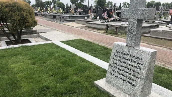 Gmina Wolbórz: Kwatera wojenna odnowiona