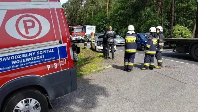 Na DK12 zderzyły się 3 osobówki