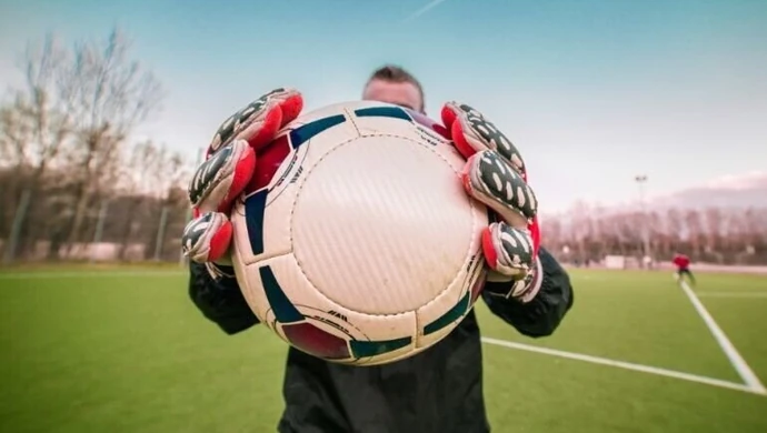 Wracają mecze z udziałem kibiców