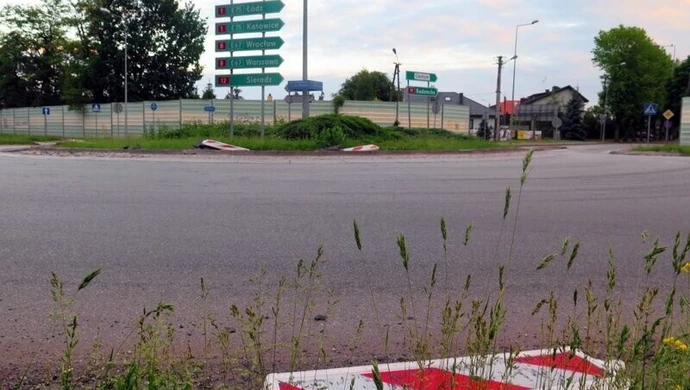 Ciężki transport bezlitosny dla piotrkowskich dróg