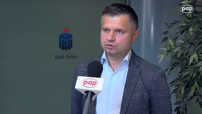 PKO BP prognozuje płytką recesję w 2020 r. i silne odbicie w roku następnym