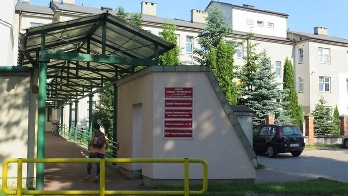 Koronawirus u pracownika piotrkowskiej szkoły