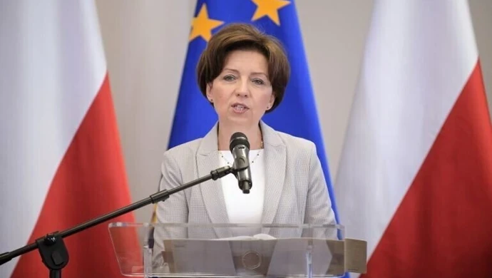 Od 1 lipca można składać wnioski o 300 zł dla każdego uczącego się dziecka