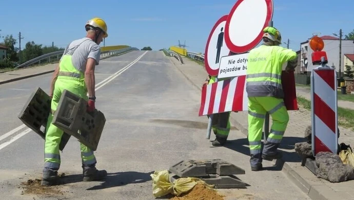 Nadeszła wiekopomna chwila! Wiadukt na Wojska Polskiego otwarty