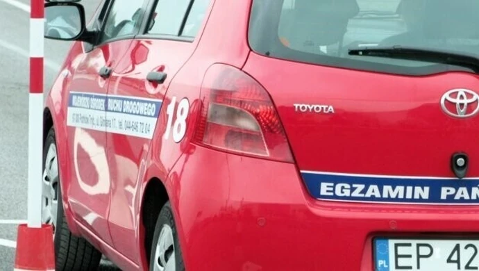 Zaproponował egzaminatorowi WORD 1000 zł