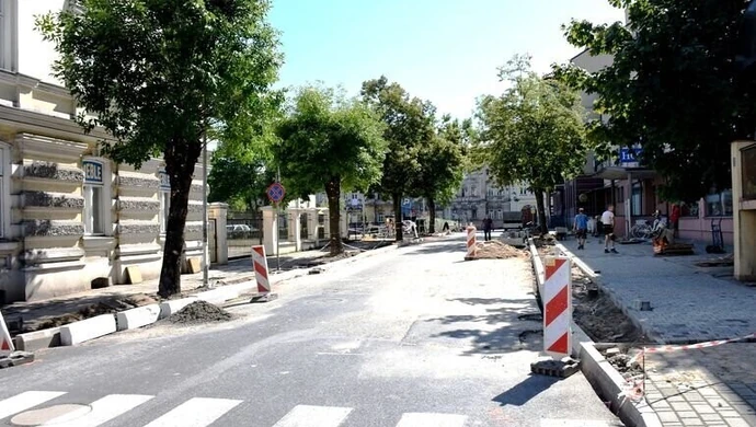 Trwa remont ul. Grota-Roweckiego