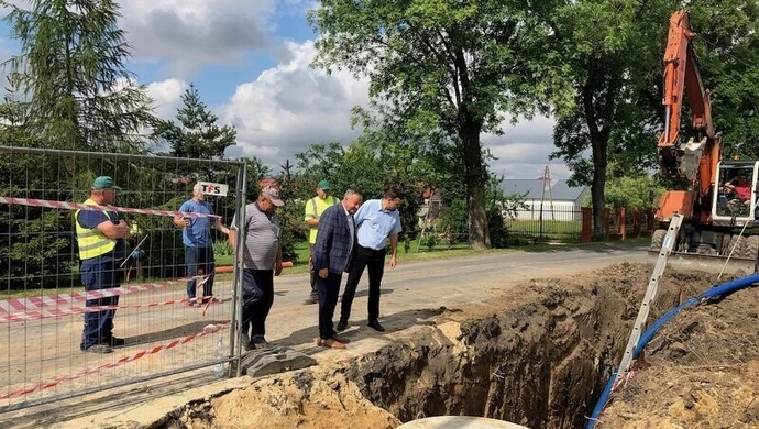 W gminie Wolbórz budują kanalizację