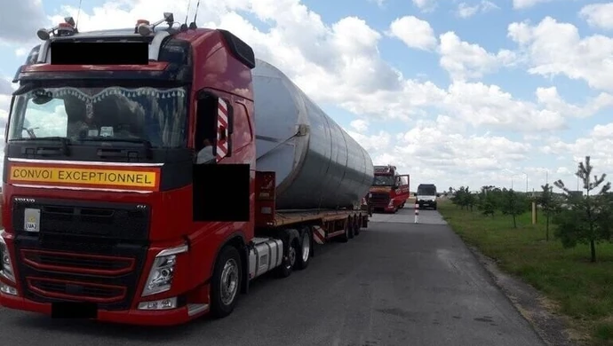 Jechali bez pojazdów pilotujących