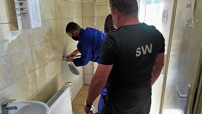 W Areszcie kształcą hydraulików