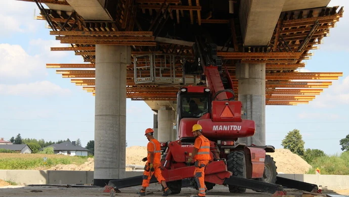 Drogowcy nie zwalniają tempa na A1 (GALERIA)