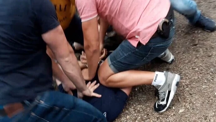 Proponowali seks małoletnim. Zostali zatrzymani przez policję