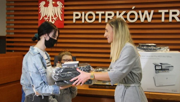 Miasto kupiło sprzęt komputerowy dla rodzin zastępczych