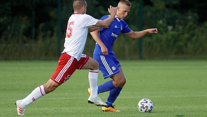 Polonia przegrywa z liderem, a Concordia podtrzymuje serię zwycięstw