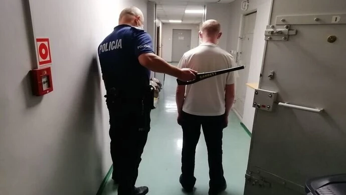 Ukradł biżuterię, wpadł przez zostawiony w lombardzie dowód