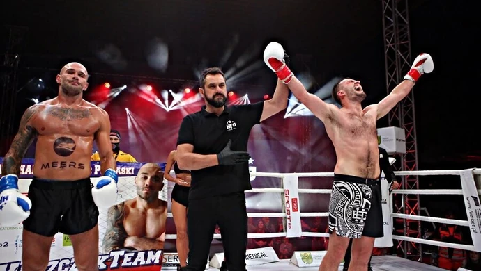 Robert Krasoń zwyciężył w Kleszczowie (GALERIA)