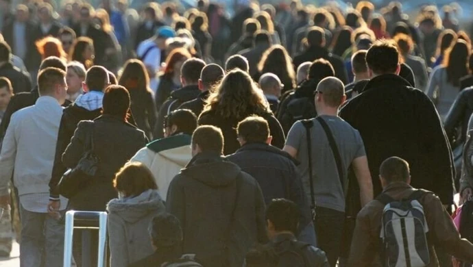 Demografka: dzisiejsi 20-30-latkowie będą dożywać setki. Jakość ich życia zależy także od nich
