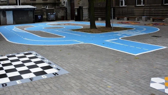 Kończy się budowa boisk przy SP nr 11