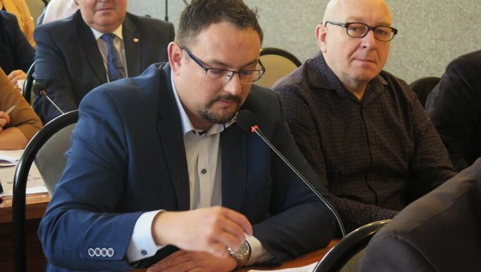 Nie chcą zdalnego głosowania, chcą dyskutować