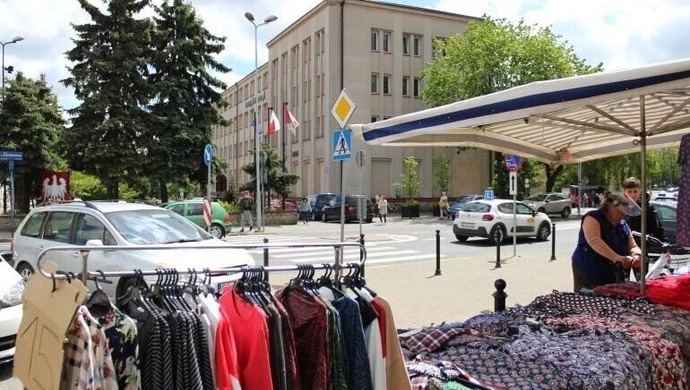 Radni podjęli decyzję w sprawie targowiska