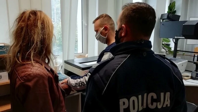 Pijana kobieta za kierownicą Mercedesa