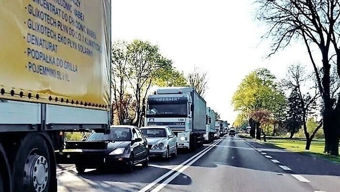 Blokada DK nr 12 przesunięta