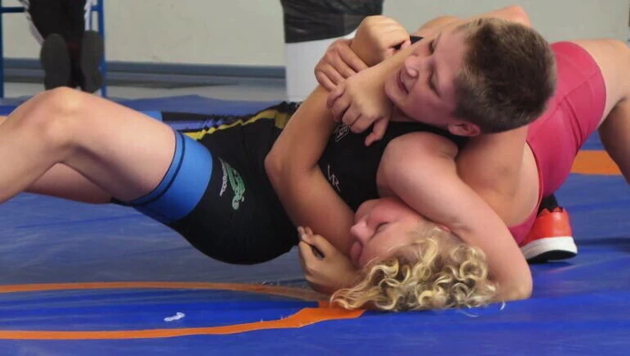 Młodzi zapaśnicy rywalizowali w Gomulinie