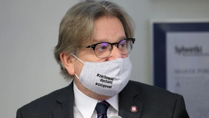 GIS o epidemii: czekają nas trudne tygodnie, wszystko zależy od nas