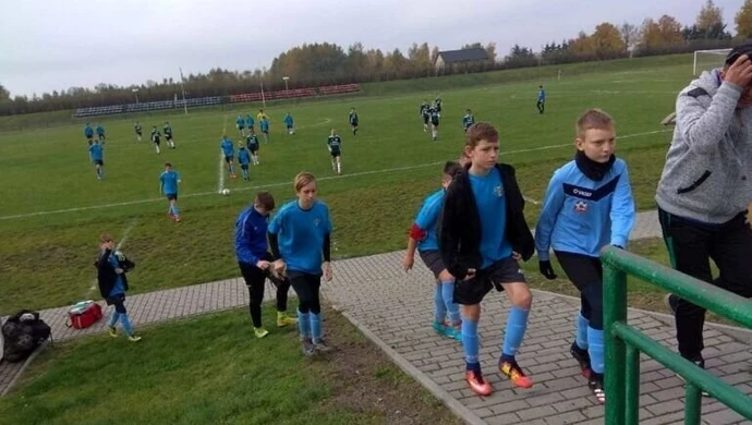 LKS Wola Krzysztoporska zatrzymała lidera