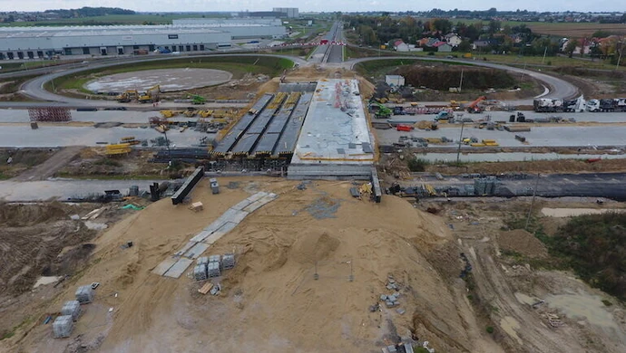 Kiedy pojedziemy wiaduktem nad A1 na węźle Piotrków Południe?