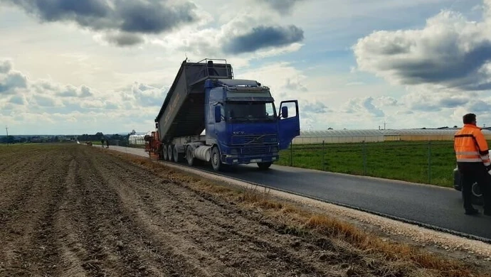 Droga dojazdowa do pól w Gomulinie gotowa