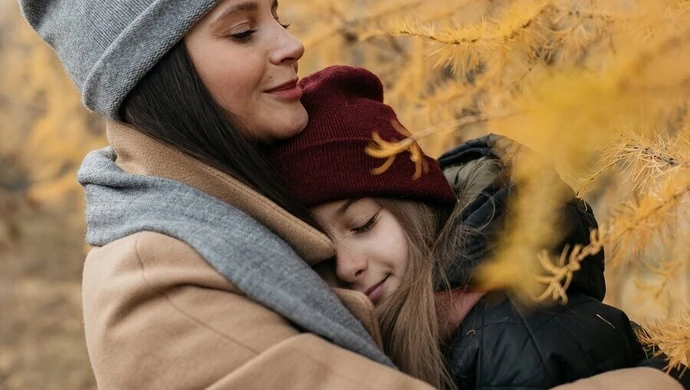 Personalizowane prezenty dla mamy to nie tylko fartuch. Wybieramy najciekawsze pomysły