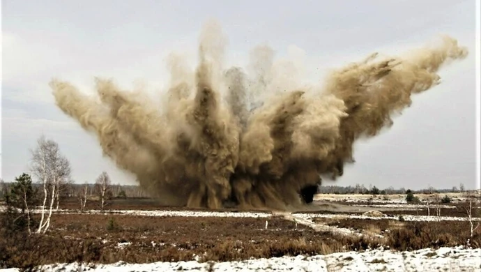 Saperzy zdetonowali niewybuchy z Pilicy [WIDEO]