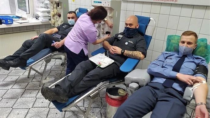 Służba Więzienna oddaje osocze