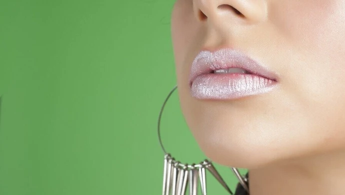 Kolczyki ze stali chirurgicznej - czy to dobry pomysł na prezent?