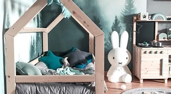 Łóżko domek - odkryj nowe możliwości w urządzaniu pokoju dla dziecka