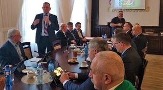 Czy mundurowi też będą strzelać do dzików?