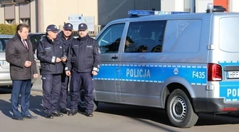 Nowy radiowóz dla policjantów z komisariatu w Grabicy