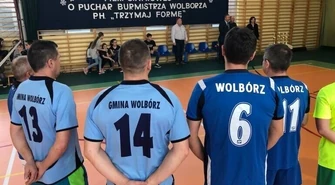 Turniej w Goleszach Dużych. Drużyna rodziców i samorządowców najlepsza