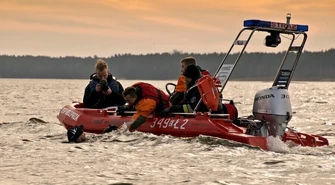 Ćwiczenia służb ratowniczych na zbiorniku Cieszanowice