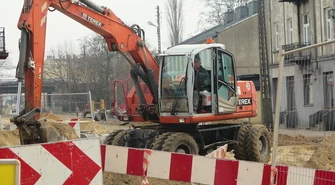 Jak postępują prace na Wojska Polskiego?