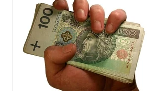 Przywłaszczały pieniądze z kont i lokat. Oszukały klientów na&#8230; kilka milionów!